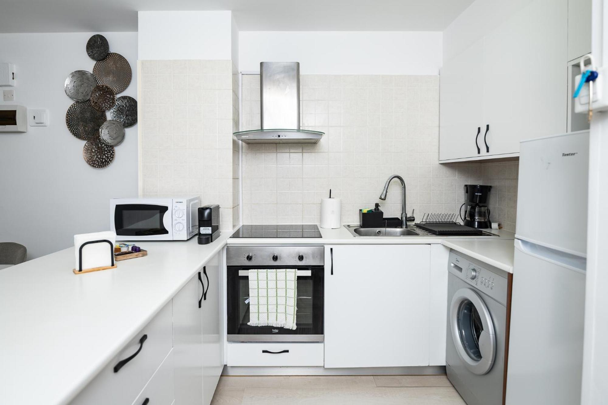 Lazuli Beach & Pool Apartment 501 ลาร์นาคา ภายนอก รูปภาพ